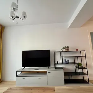 C-entral With Private Parking Apartment Bucharest
